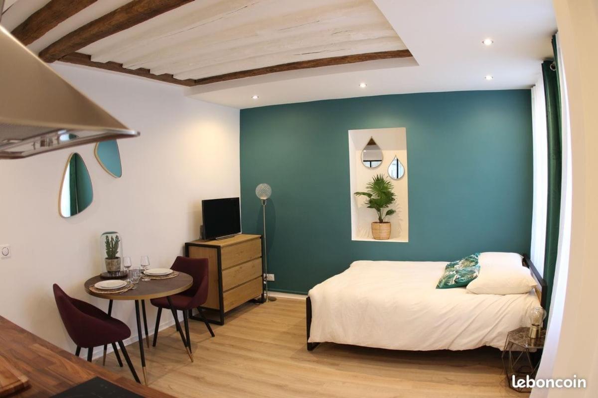 Charmant Studio Quartier Saint Louis A Versay Dış mekan fotoğraf